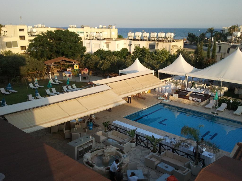 Lucky Hotel Apartments Larnaka Exterior foto